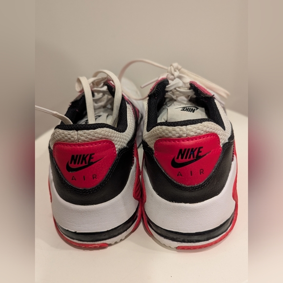 Nike Women Air Max Sneakers - White, Black, and Pink Size 7 - Picture 3 of 5